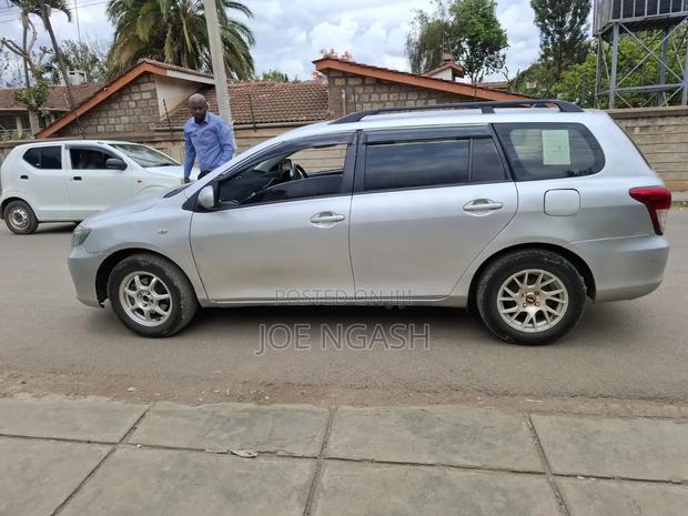 Toyota Corolla Fielder 1.5 Petrol FWD 2011 Silver