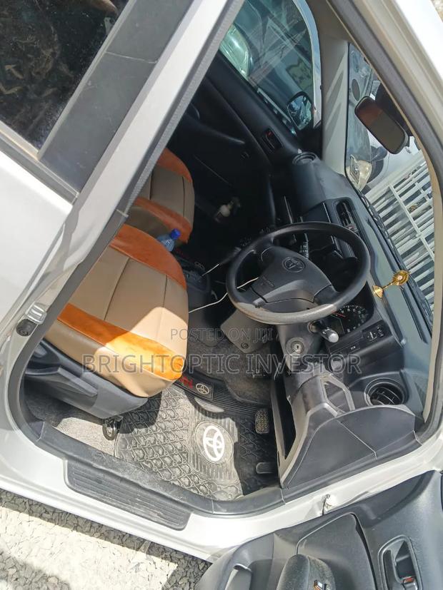 Toyota Probox 2019 Silver