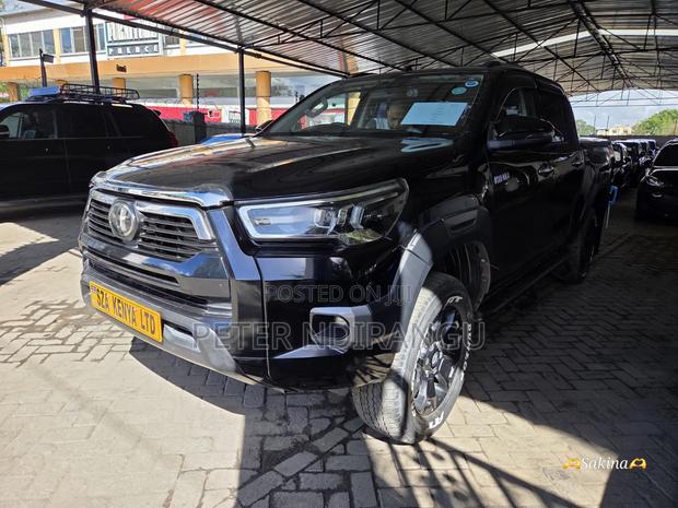 Toyota Hilux Revo Double Cab Deisel 2.4 AWD 2018 Black