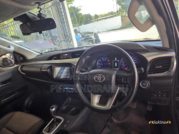 Toyota Hilux Revo Double Cab Deisel 2.4 AWD 2018 Black