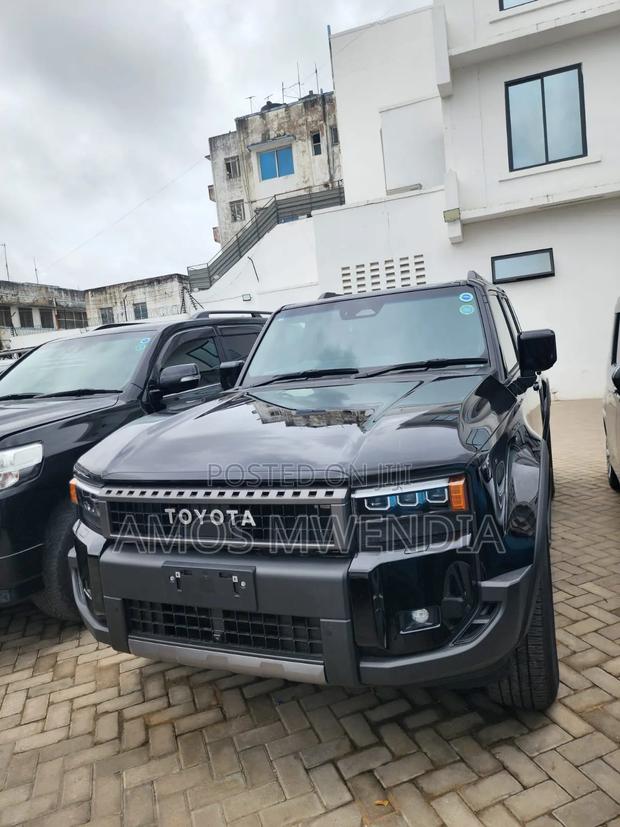 Toyota Land Cruiser Prado 2024 Matt Black