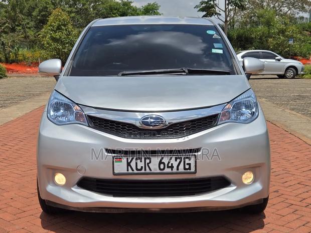 Subaru Trezia 2011 Silver