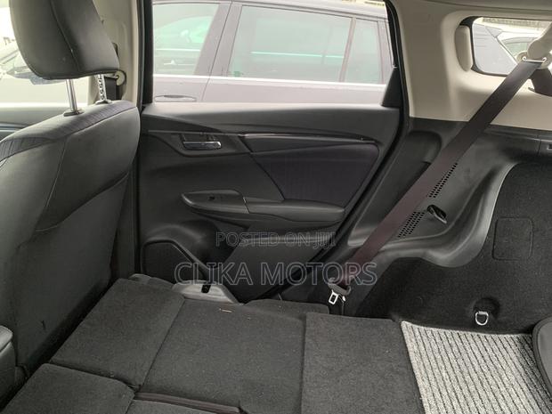 Honda Fit Shuttle 1.5 Hybrid 2WD 2019 Black