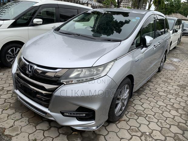 Honda Odyssey 2.4 Absolute 2WD 2019 Silver