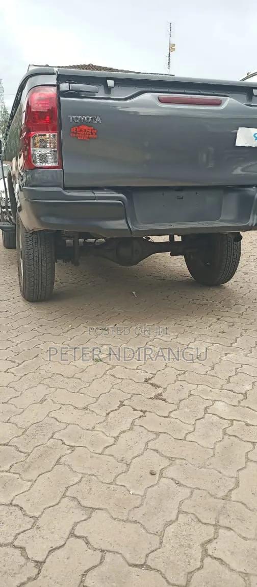 Toyota Hilux Revo Smart Cab Deisel 2.4 AWD 2019 Gray