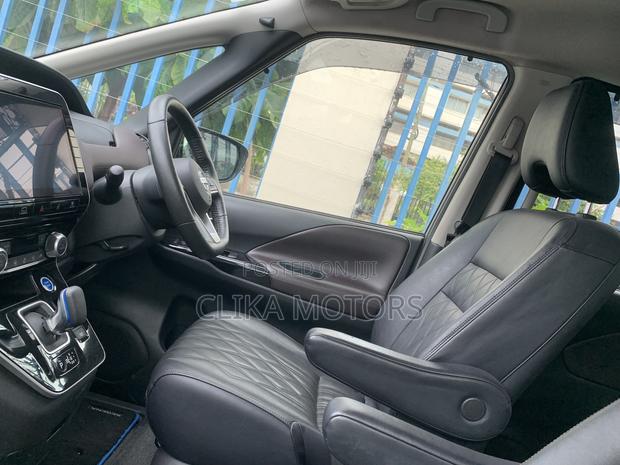 Nissan Serena 2021 Gray