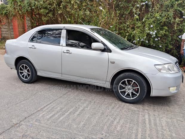 Toyota Corolla 2005 Silver