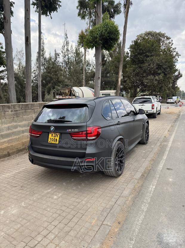 BMW X5 xDrive50i AWD (4.4L 8cyl 8A) 2017 Black