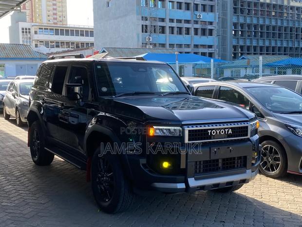 Toyota Land Cruiser 2024 Black