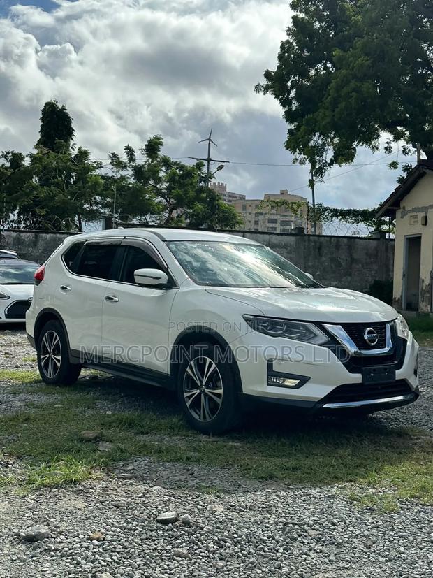 Nissan X-Trail 2019 White