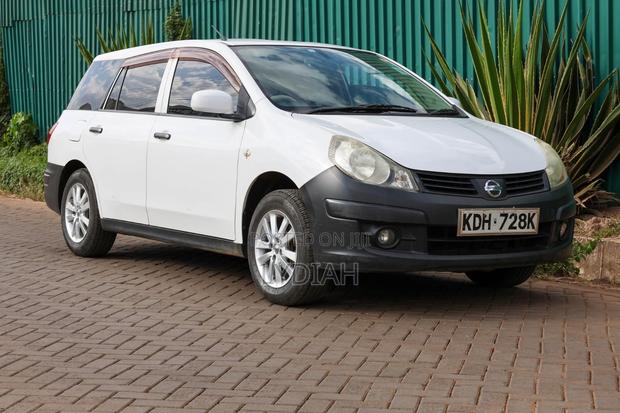 Nissan Advan 2015 White