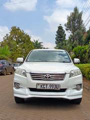 Toyota Vanguard 2012 White for sale