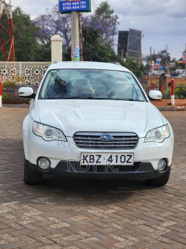 Subaru Outback 2.5 2008 White