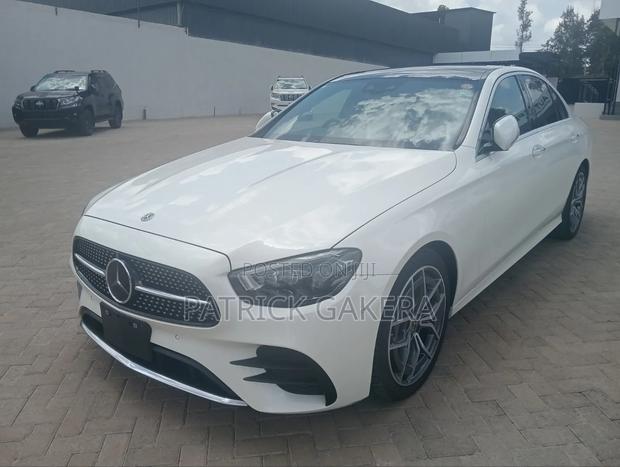 Mercedes-Benz E200 2020 White