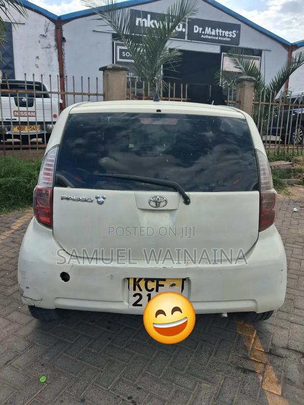 Toyota Passo 1.0 AWD 2004 White