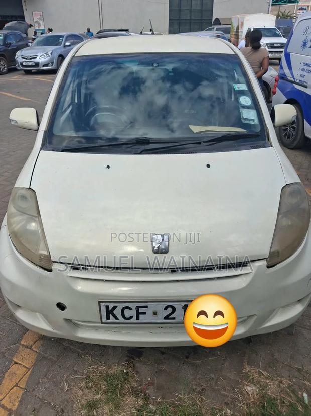 Toyota Passo 1.0 AWD 2004 White