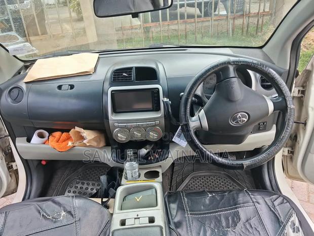 Toyota Passo 1.0 AWD 2004 White