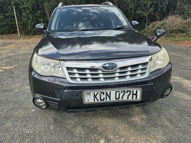 Subaru Forester 2010 Black