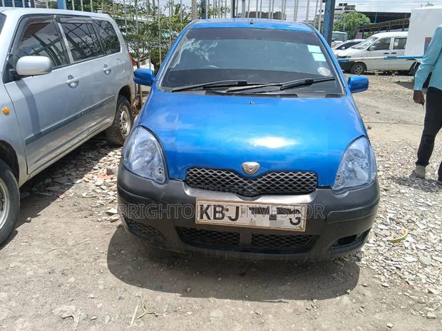 Toyota Vitz 2007 Blue
