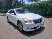 Toyota Crown 2010 White for sale