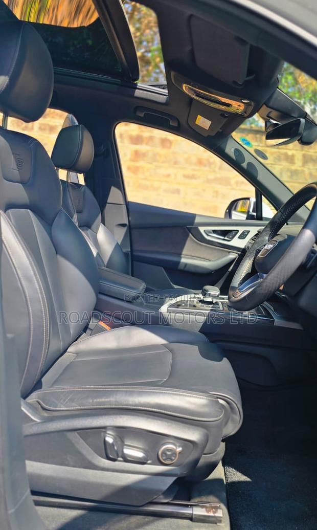 Audi Q7 2019 White