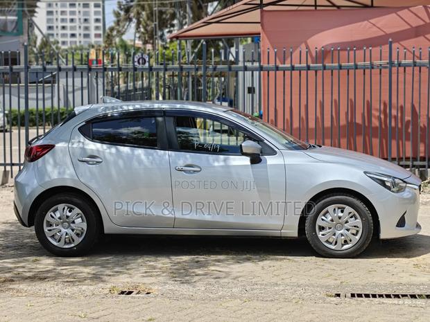 Mazda Demio 2019 Silver