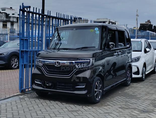 Honda N-Box 660 FWD 2019 Brown