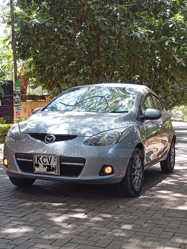 Mazda Demio 2012 Silver
