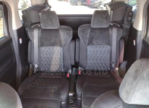Toyota Vellfire 2019 White