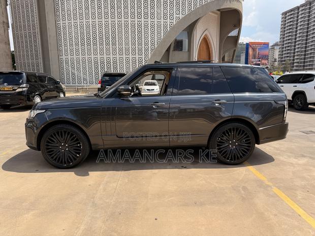 Land Rover Range Rover Vogue 2016 Black