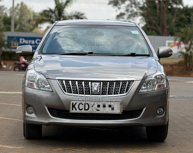 Toyota Premio 2010 Gray