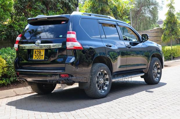Toyota Land Cruiser Prado 2015 Black
