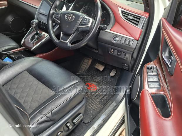 Toyota Harrier 2016 White