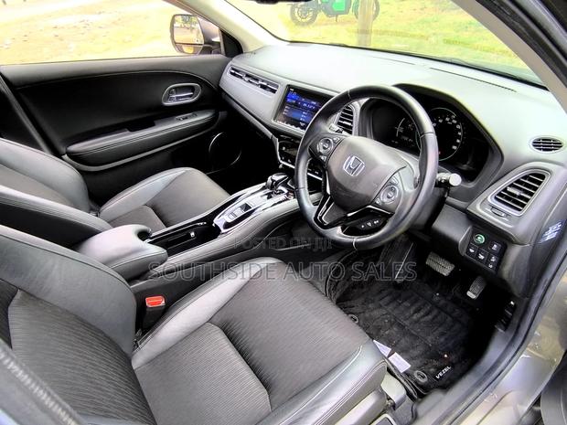Honda Vezel 1.5 2WD 2019 Gray