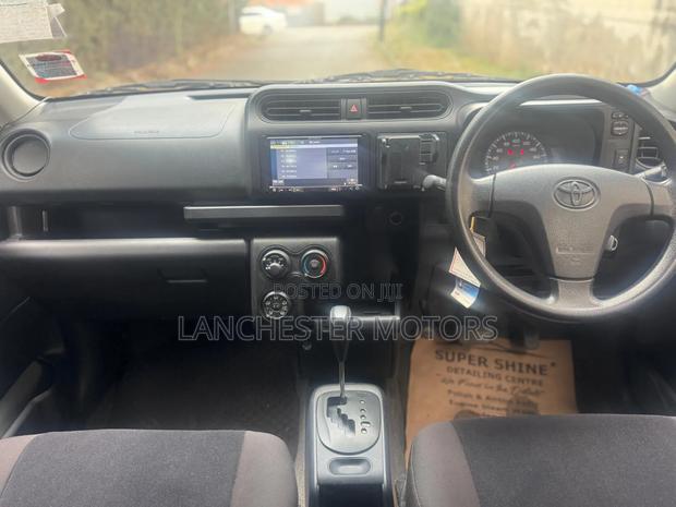 Toyota Probox 2019 Silver
