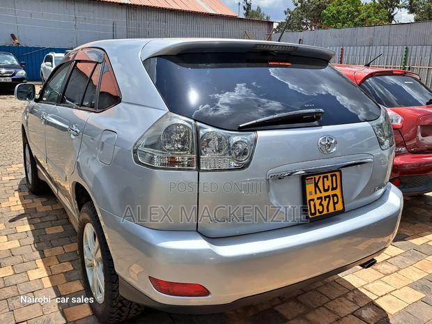 Toyota Harrier 2009 Silver