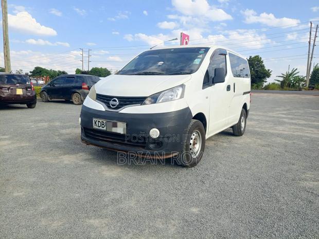 Nissan NV200 SV 2013 White