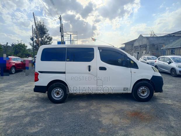 Nissan NV200 SV 2013 White