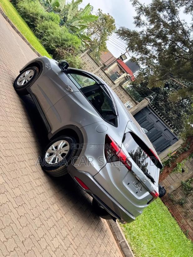 Honda Vezel 1.5 Hybrid 2WD 2019 Silver