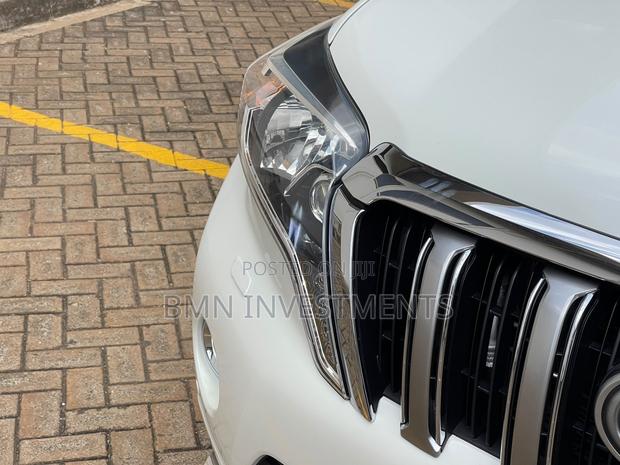 Toyota Land Cruiser Prado 2015 White