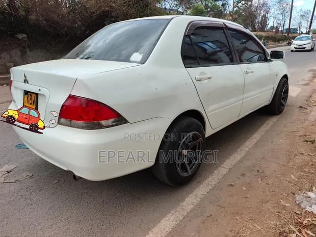 Mitsubishi Lancer 2006 White
