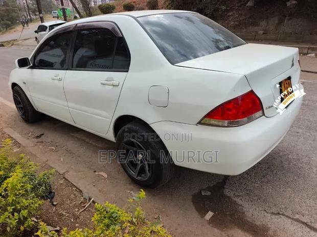 Mitsubishi Lancer 2006 White
