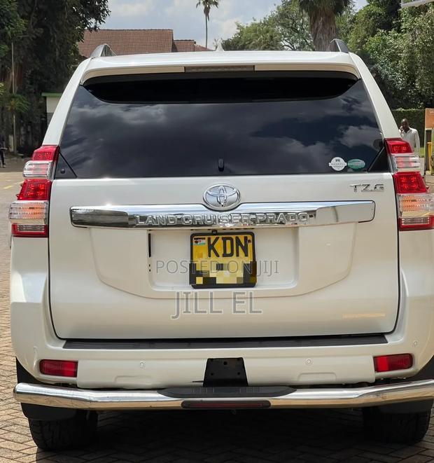 Toyota Land Cruiser Prado 2015 White