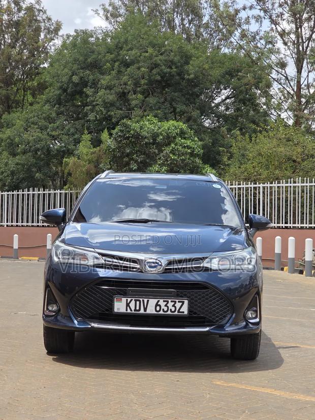 Toyota Corolla Fielder 2019 Black