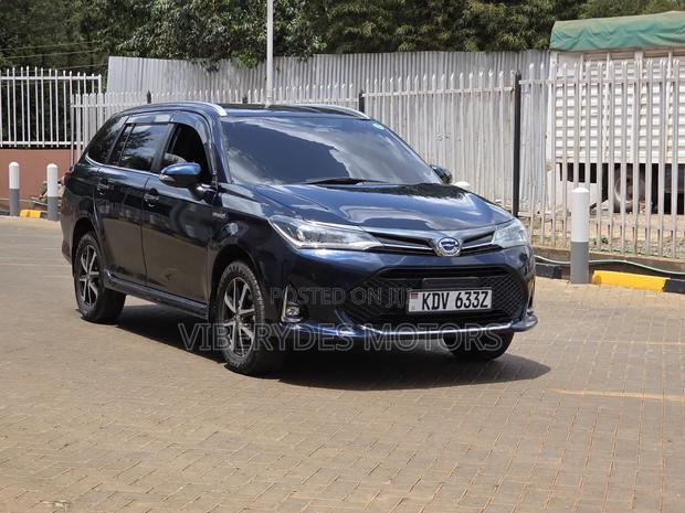 Toyota Corolla Fielder 2019 Black