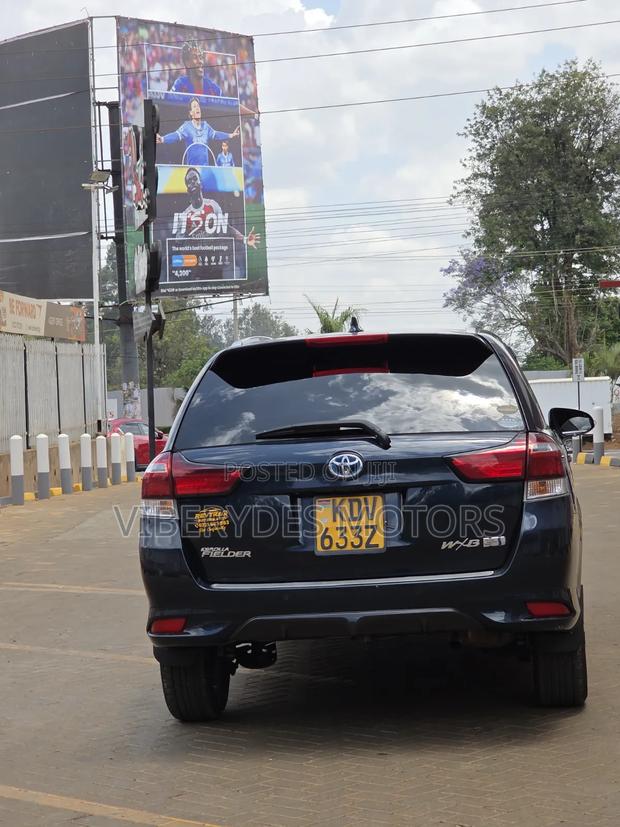 Toyota Corolla Fielder 2019 Black