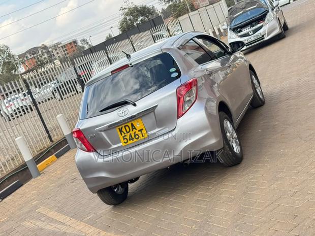Toyota Vitz 2013 Purple
