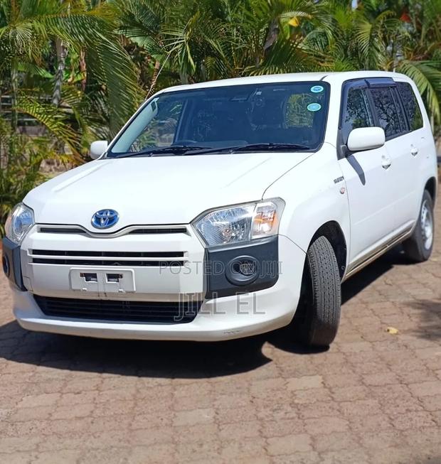 Toyota Succeed 2020 White
