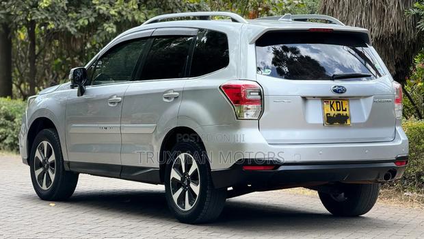 Subaru Forester 2016 Silver