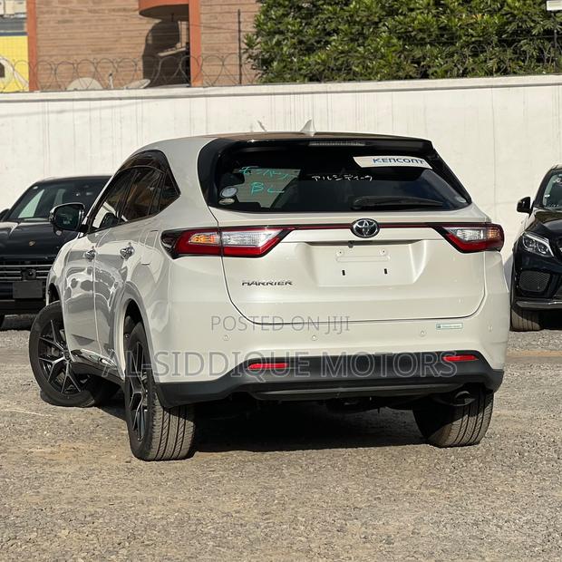 Toyota Harrier 2019 White